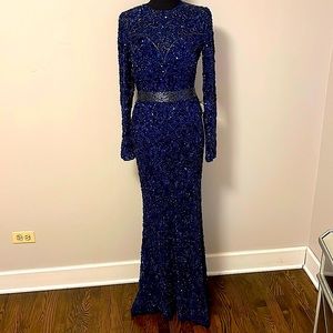 MAC DUGGAL Dress